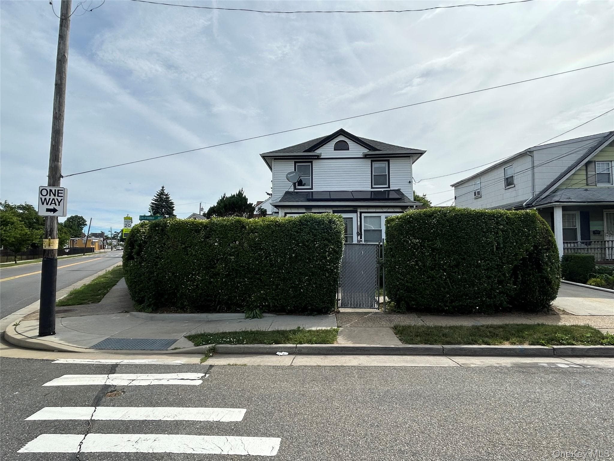 96 California Avenue thumbnail 12