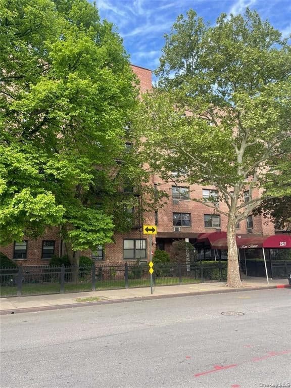 131-11 Kew Gardens Rd Unit: 6N thumbnail 2