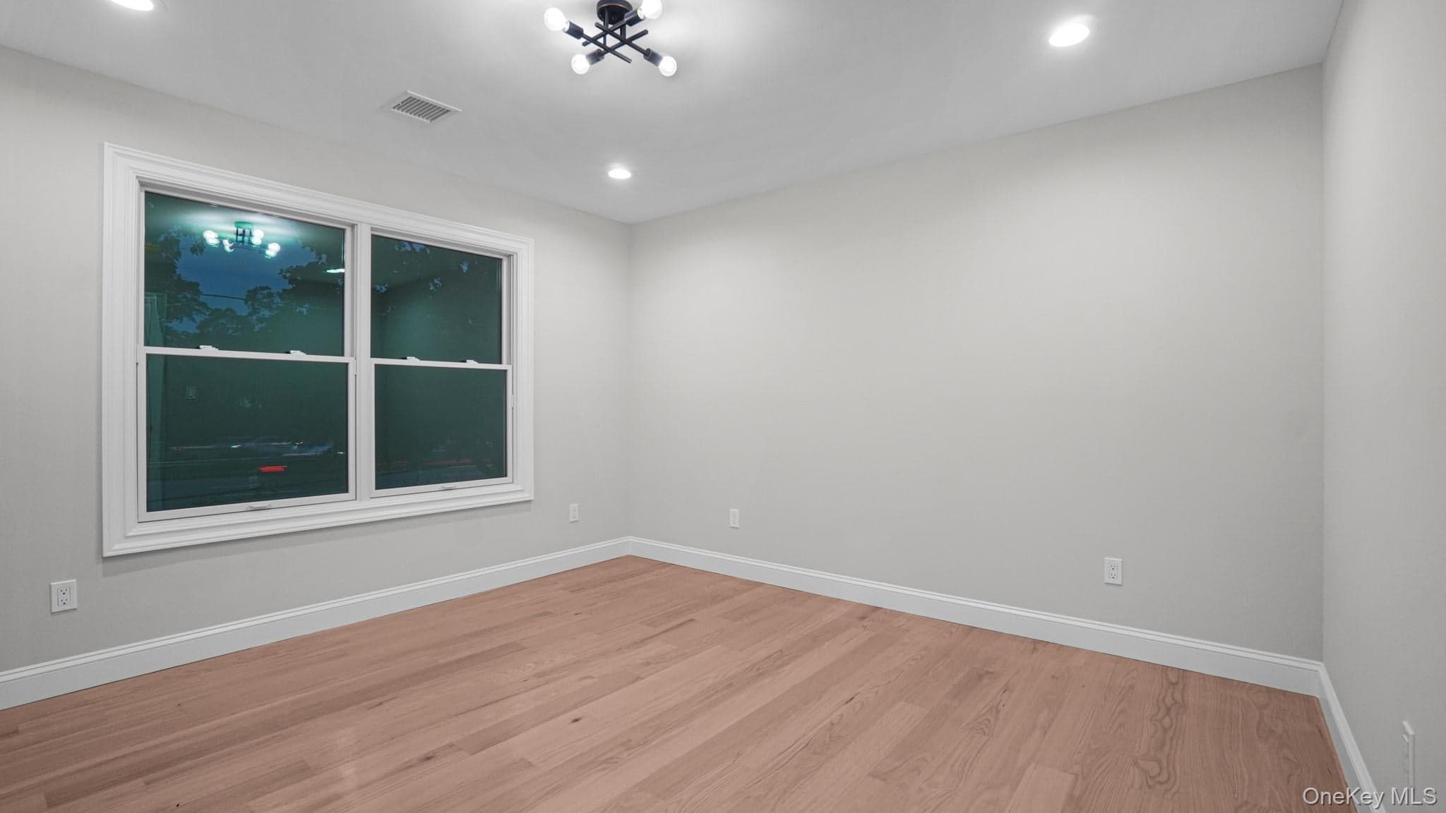 940 Southern Drive thumbnail 23