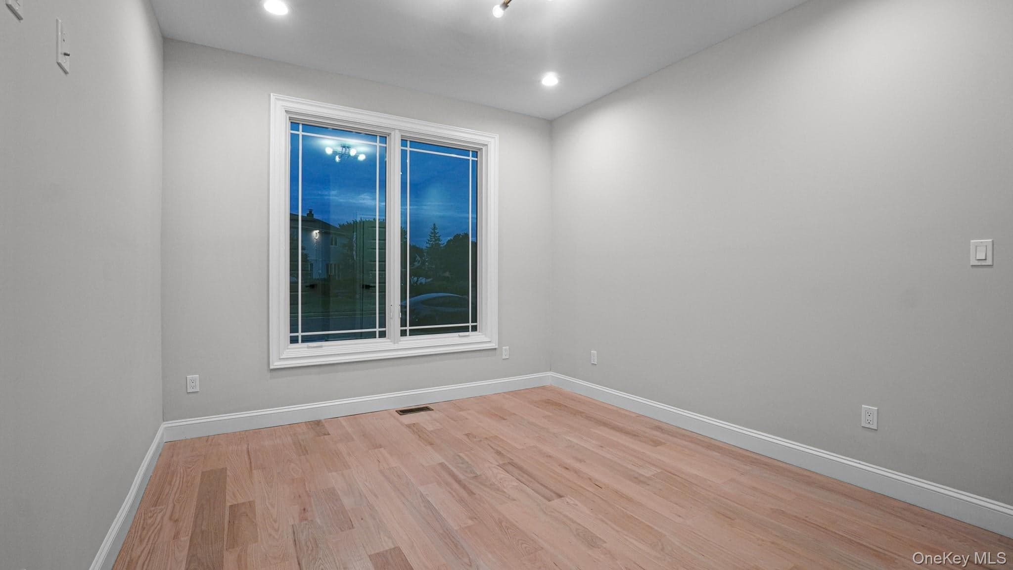 940 Southern Drive thumbnail 19