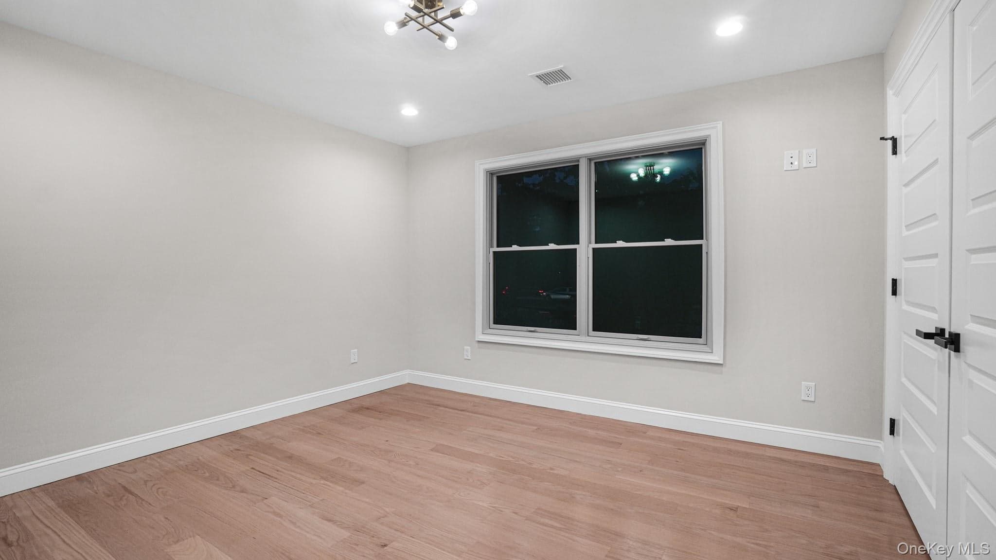 940 Southern Drive thumbnail 25