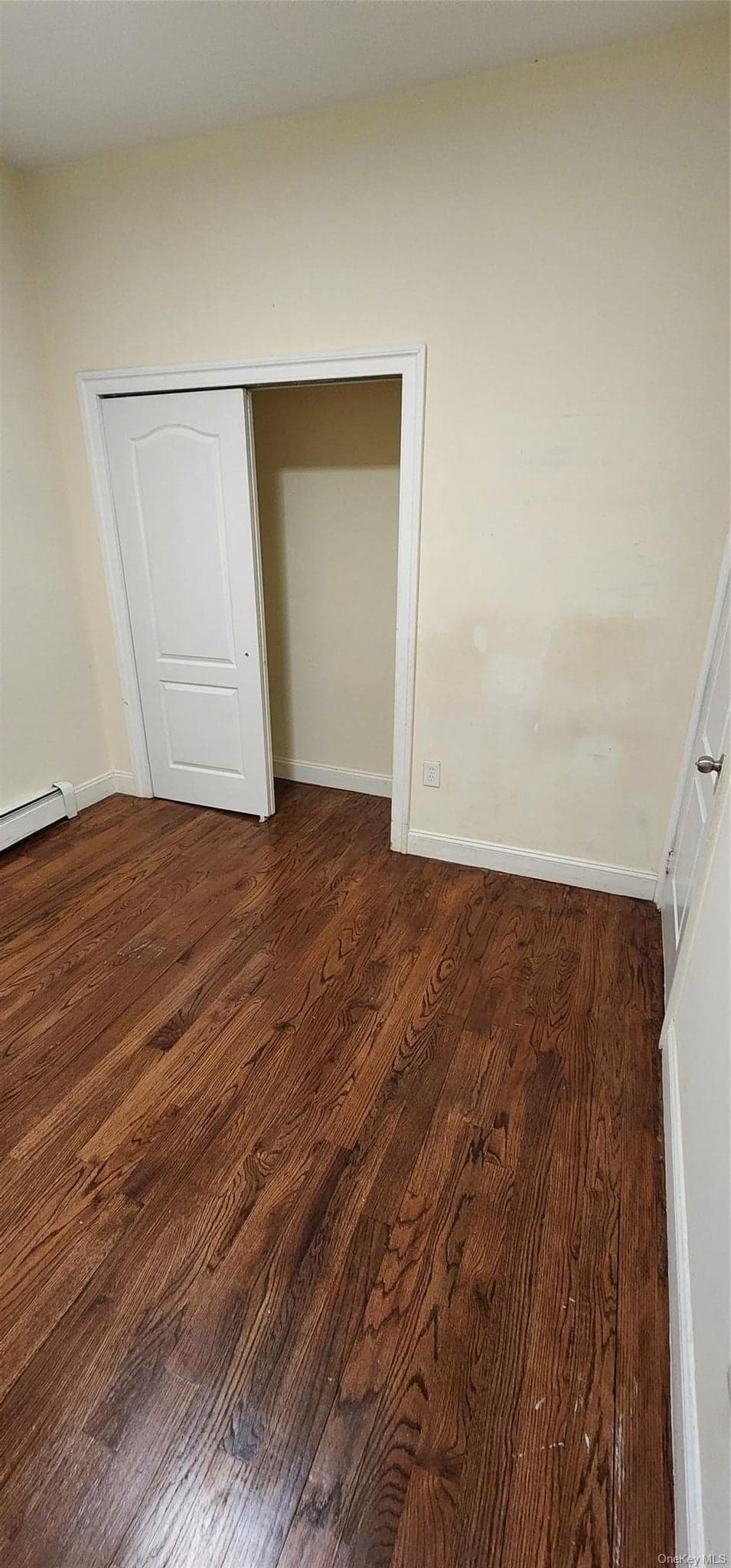 88 Hemlock St thumbnail 3