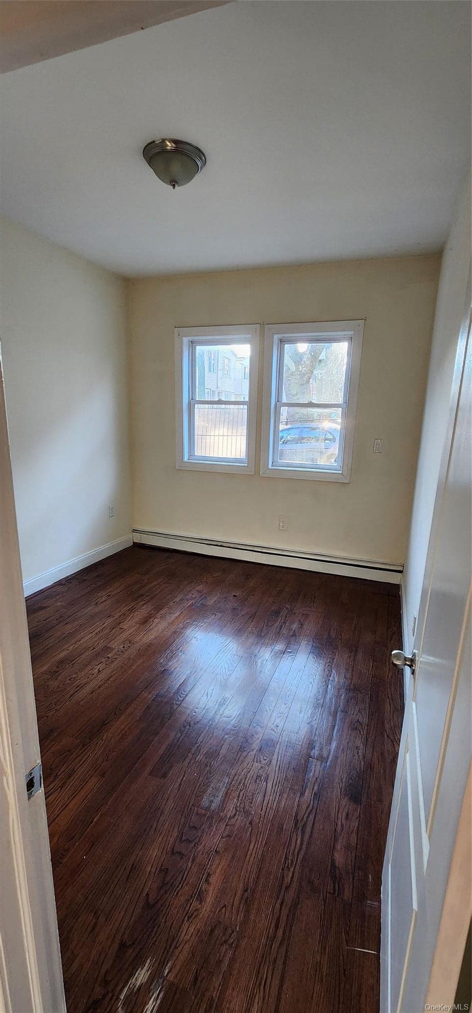 88 Hemlock St thumbnail 5