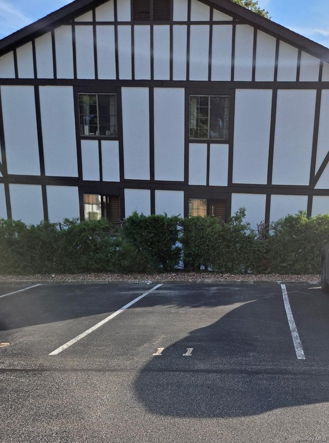 11 Brittany Drive thumbnail 42