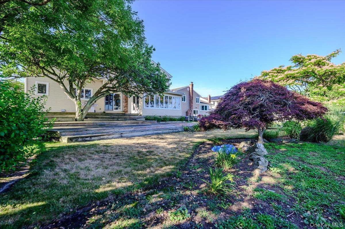 330 Harbor Drive thumbnail 5