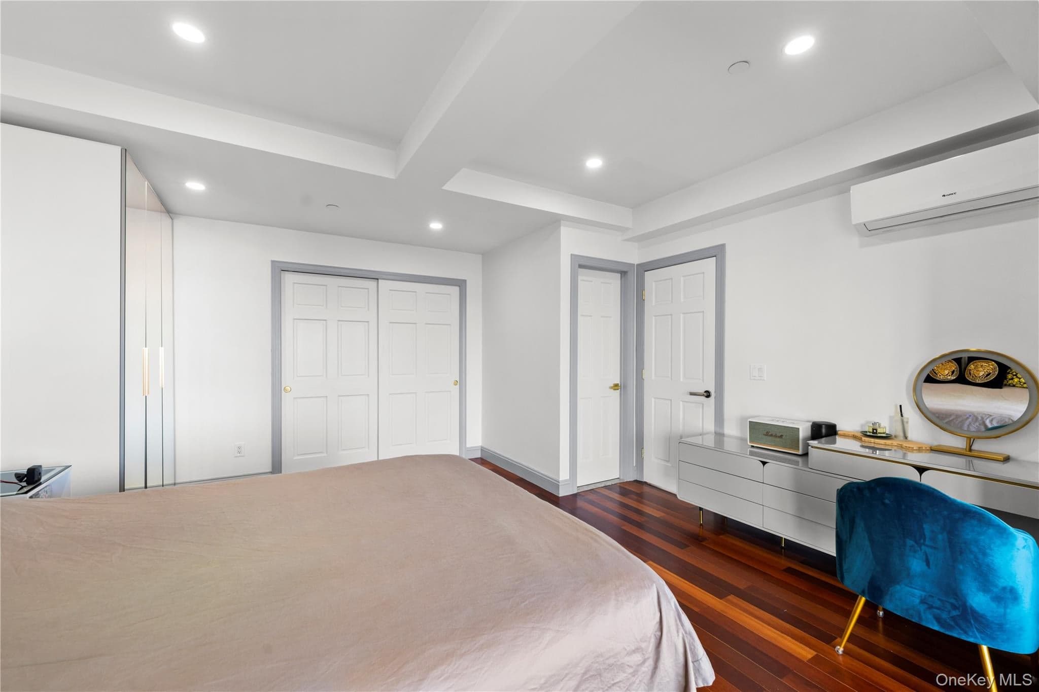 43-18 Main Street Unit: 12/14A thumbnail 13