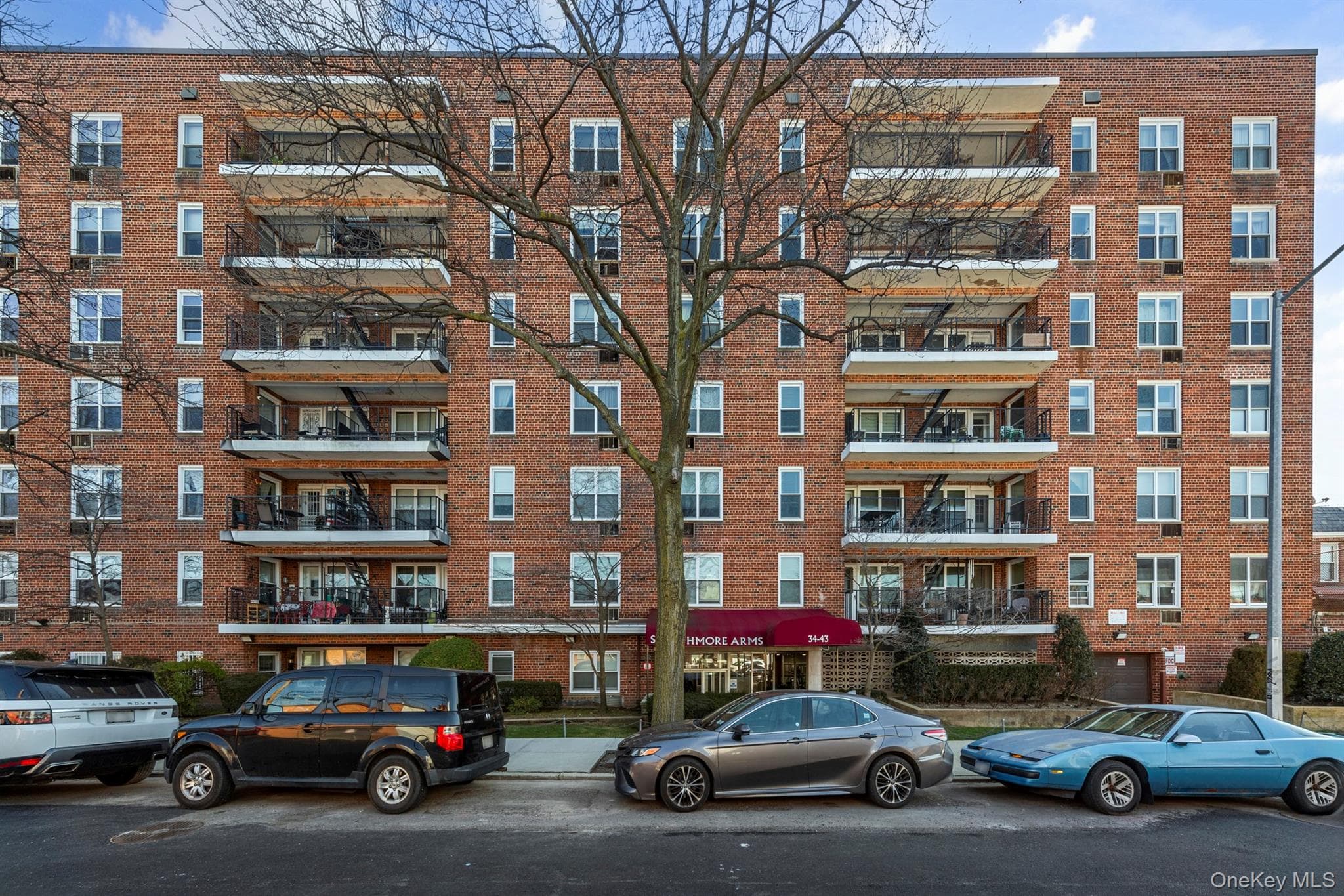 60th Street 34th Avenue Unit: 6D thumbnail 13