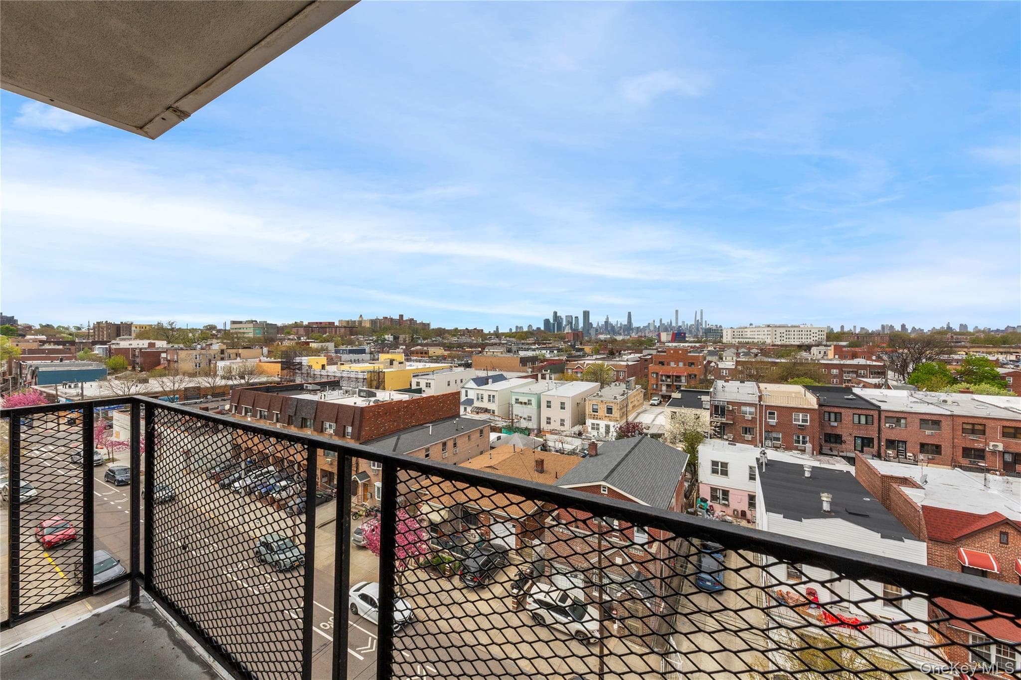 60th Street 34th Avenue Unit: 6D thumbnail 5