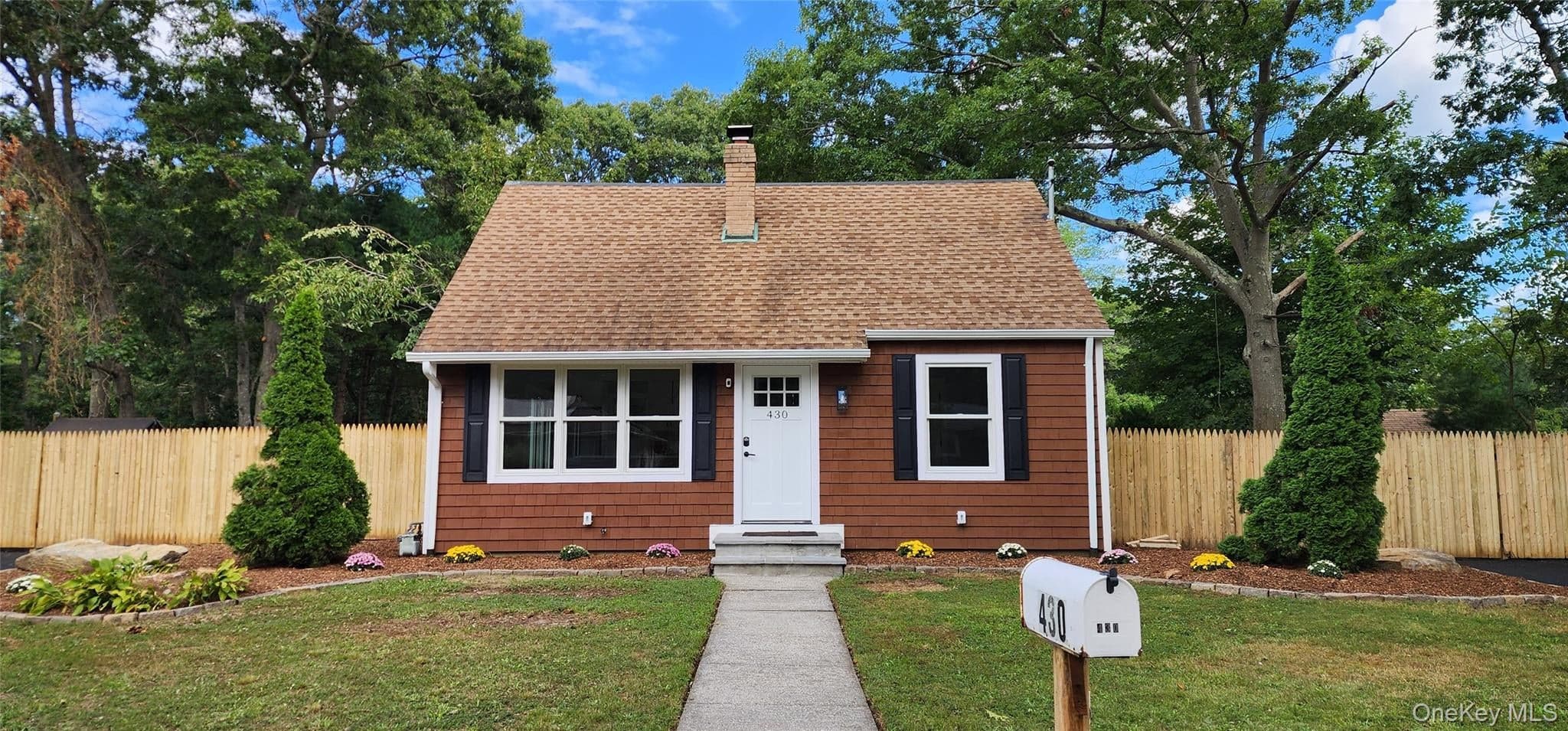 430 Boxwood Drive thumbnail 2