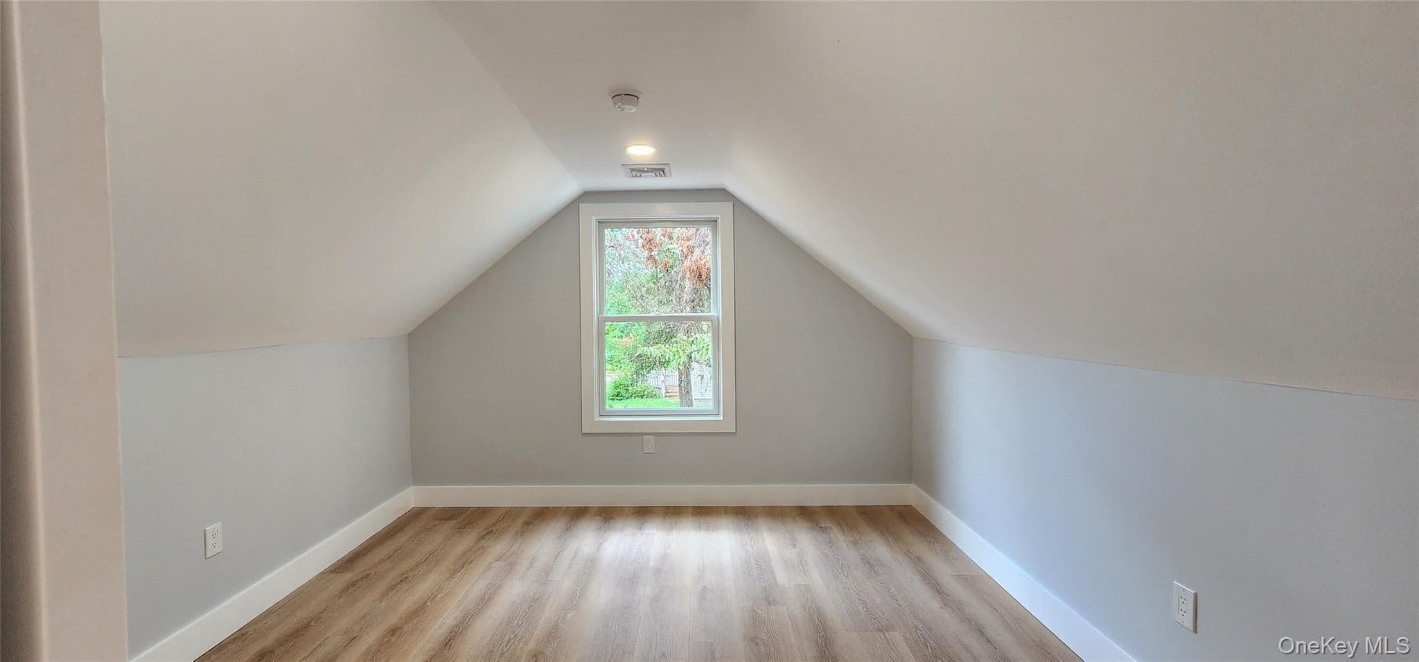 430 Boxwood Drive thumbnail 21