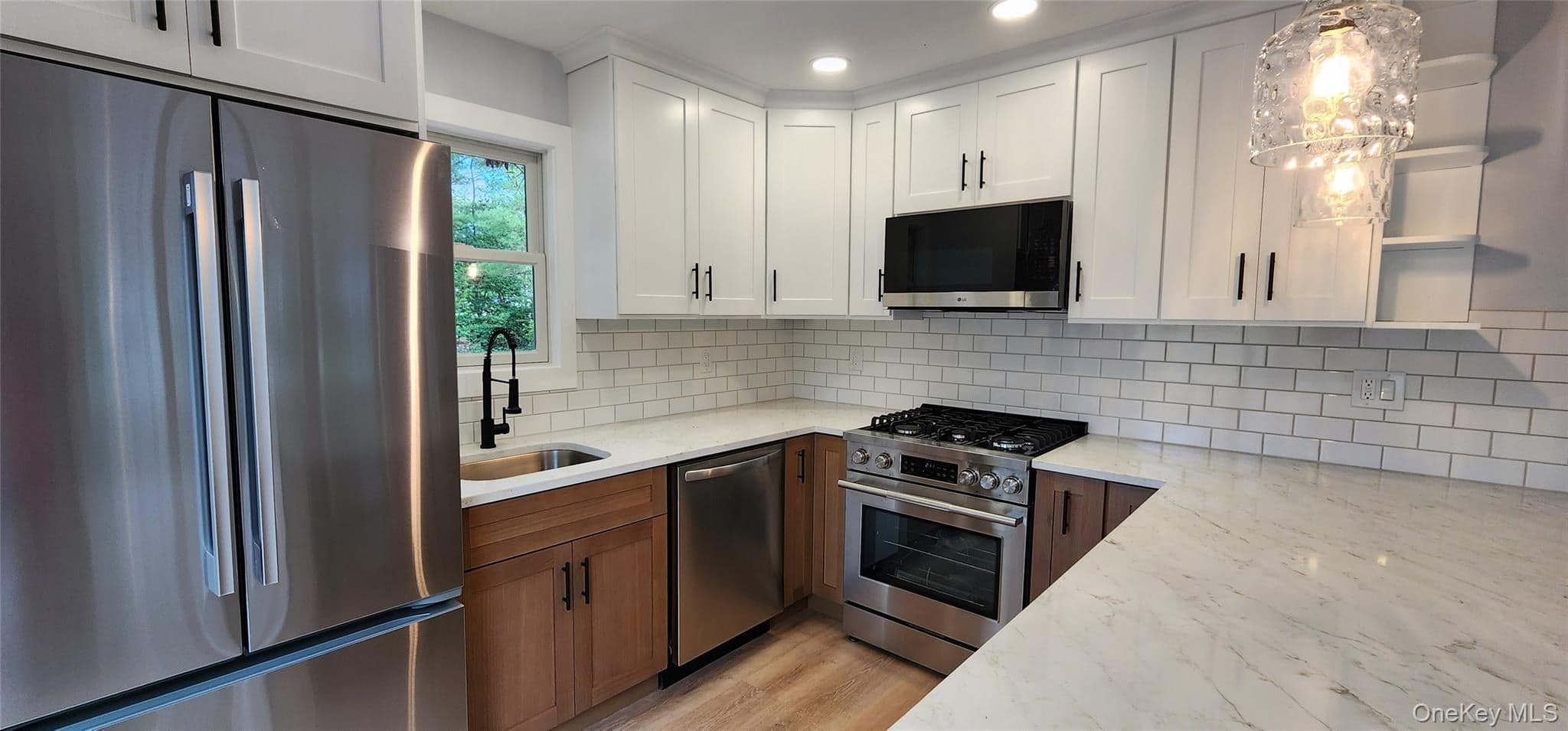 430 Boxwood Drive thumbnail 9