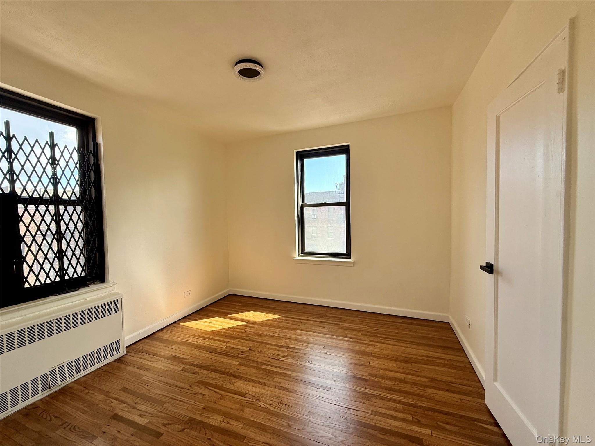 112-25 34th Avenue Unit: 6H thumbnail 23