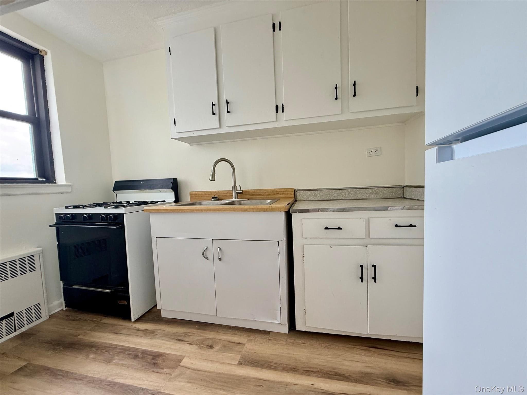 112-25 34th Avenue Unit: 6H thumbnail 10