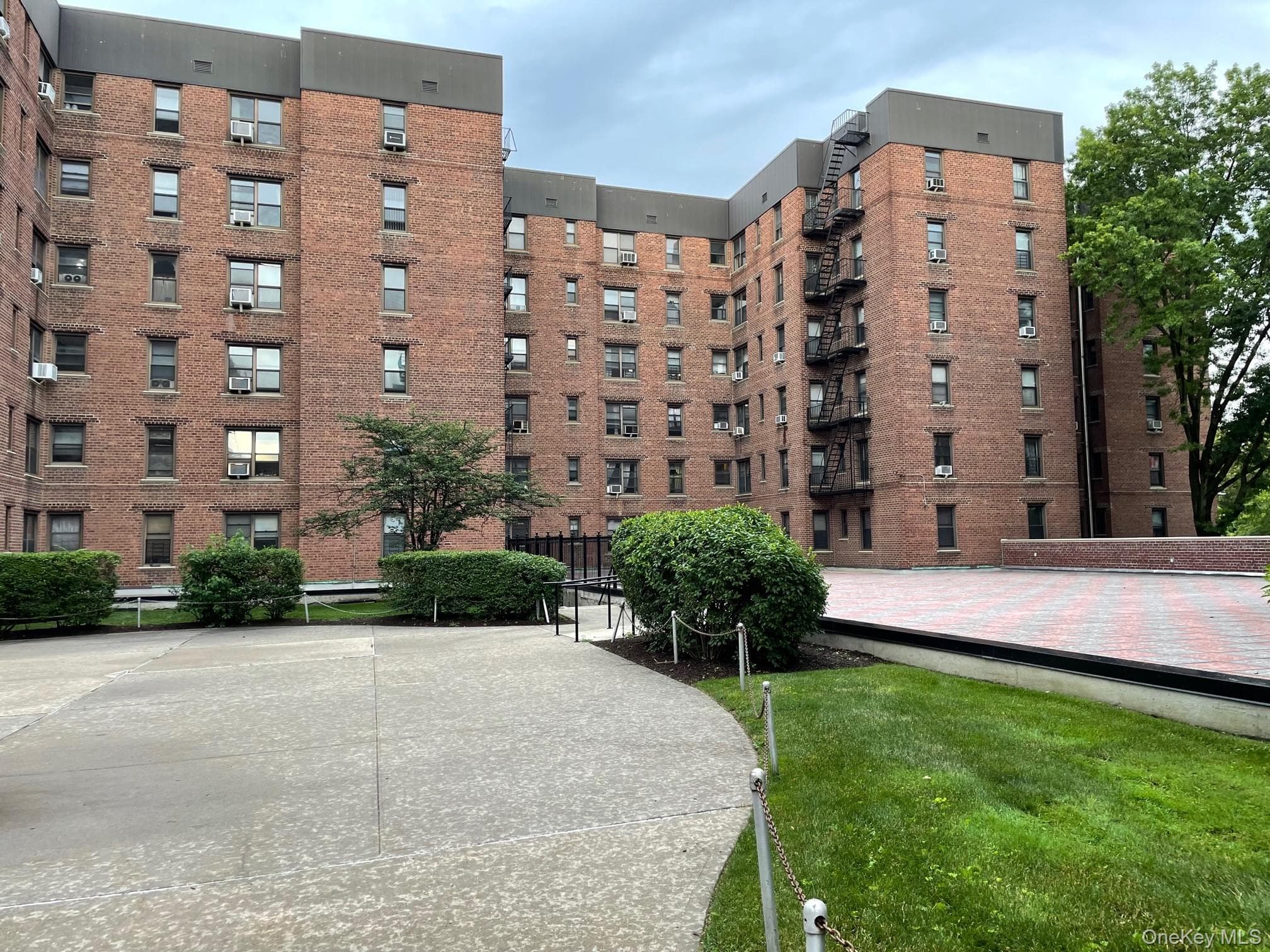 112-25 34th Avenue Unit: 6H thumbnail 38