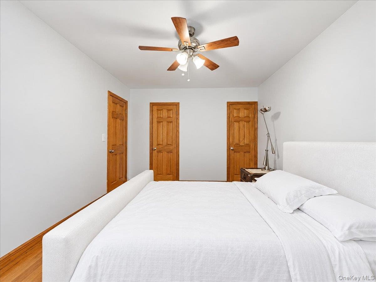 7551 Utopia Parkway thumbnail 16