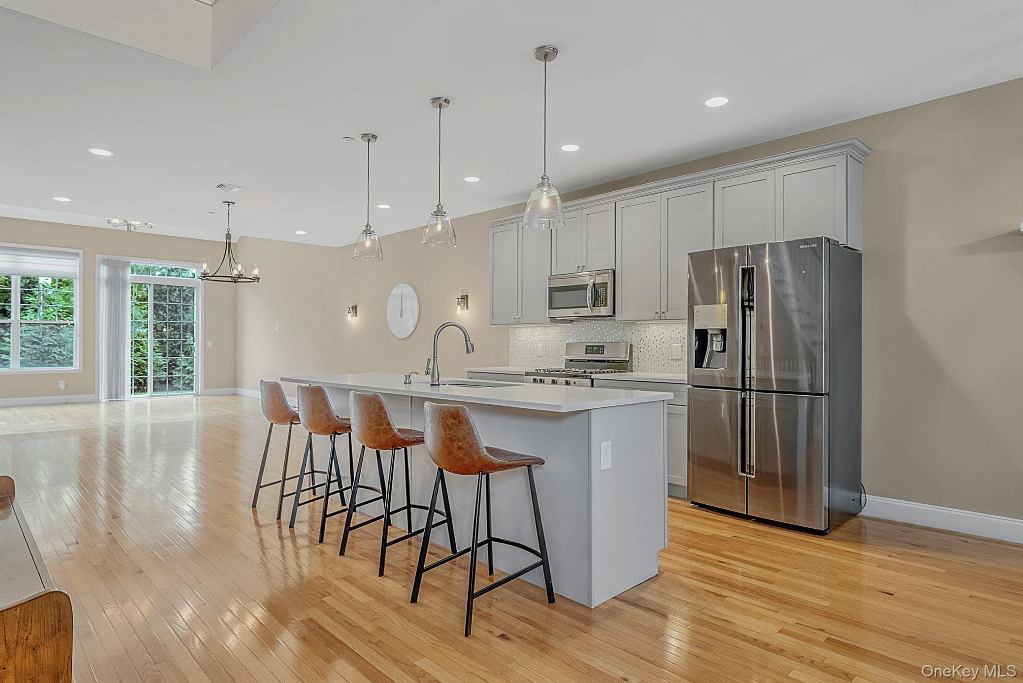 2305 Townhome Way thumbnail 4