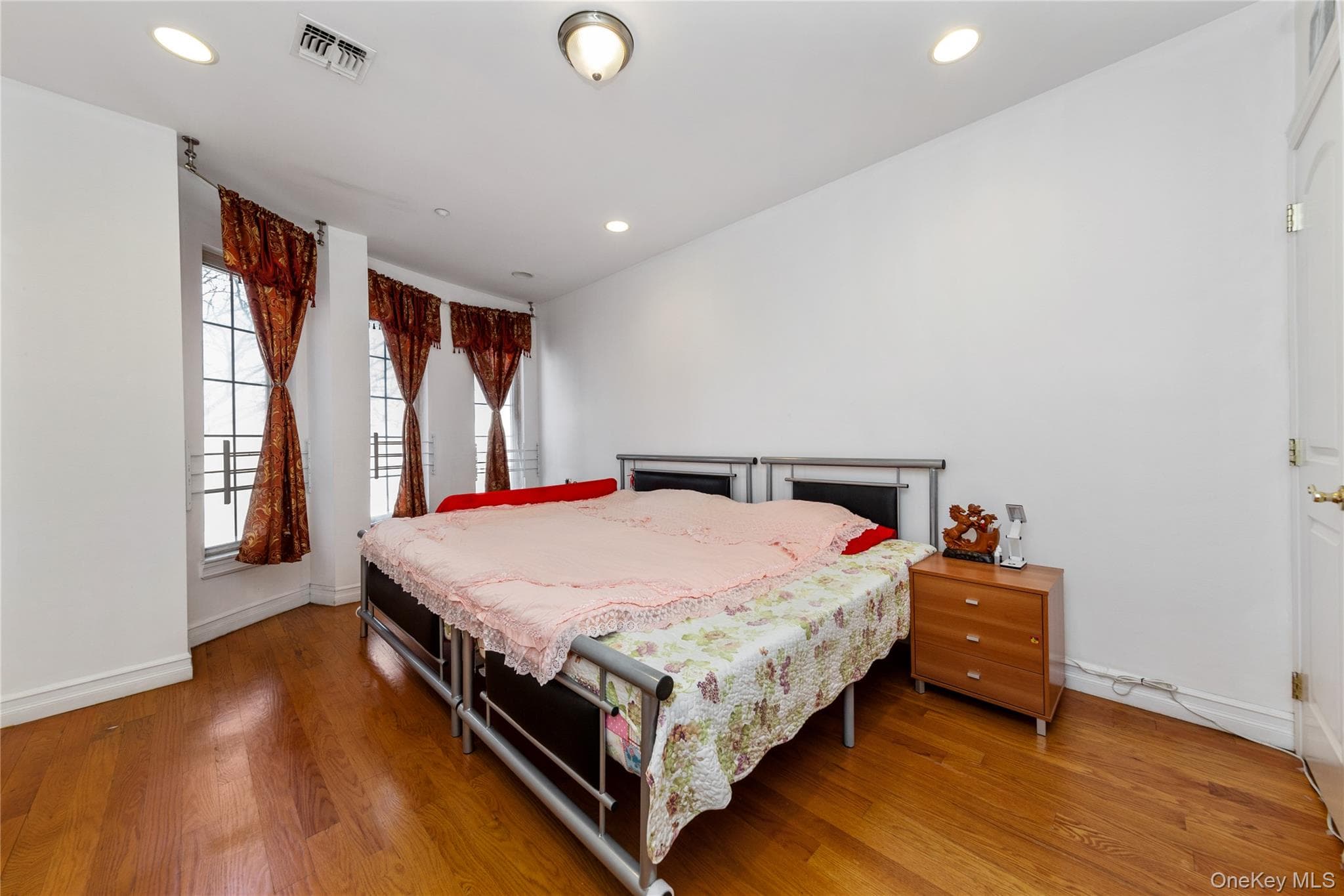 10716 37th Avenue Unit: 3B thumbnail 8