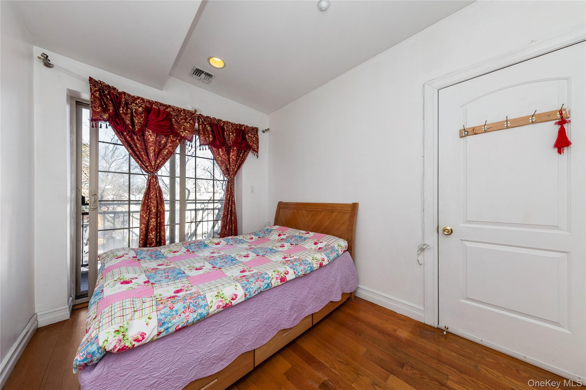 10716 37th Avenue Unit: 3B thumbnail 11