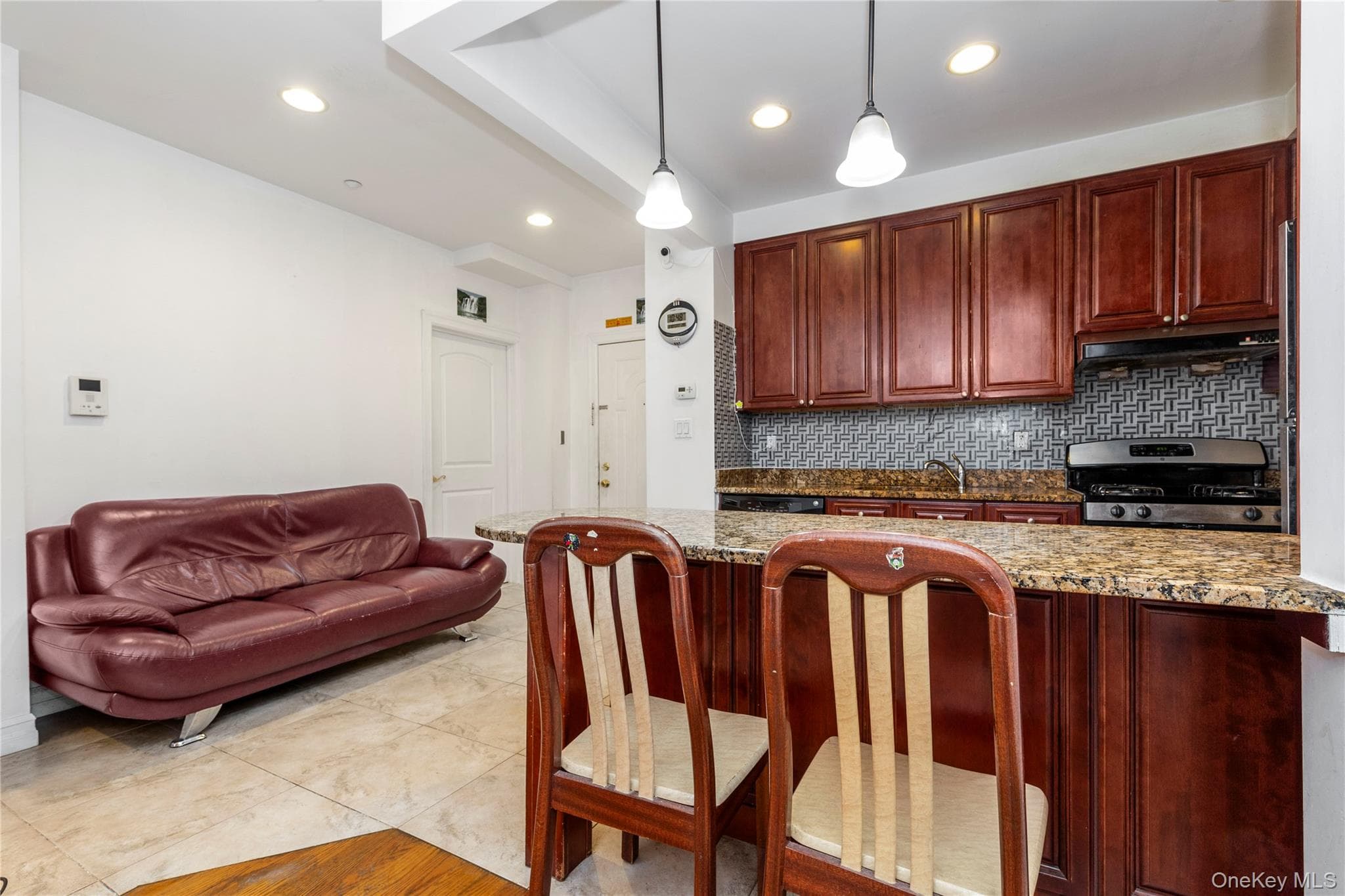 10716 37th Avenue Unit: 3B thumbnail 5
