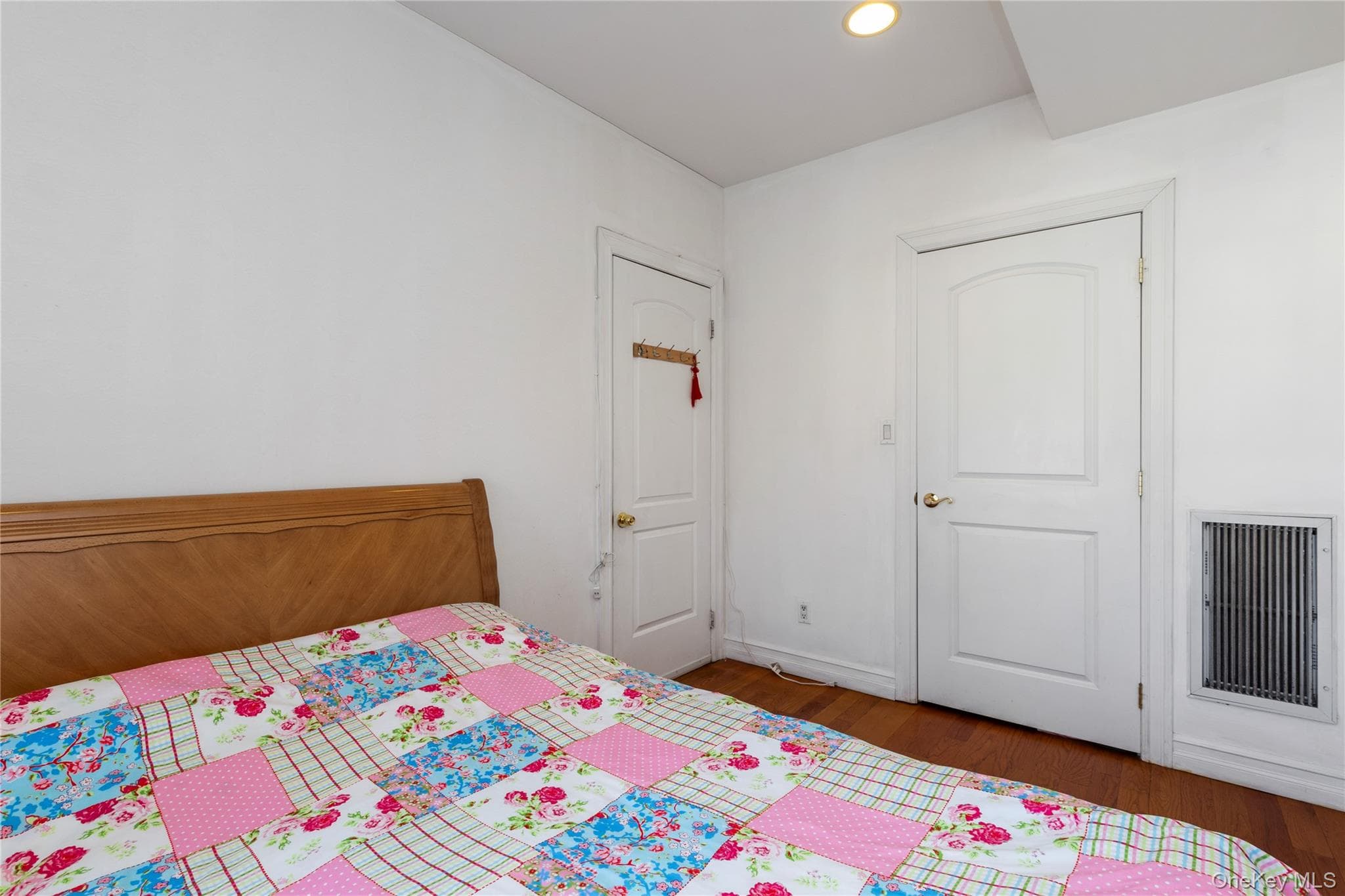 10716 37th Avenue Unit: 3B thumbnail 12