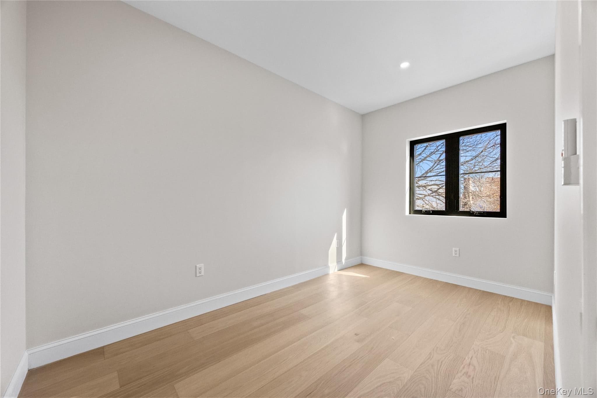 75-31 175th Street thumbnail 26