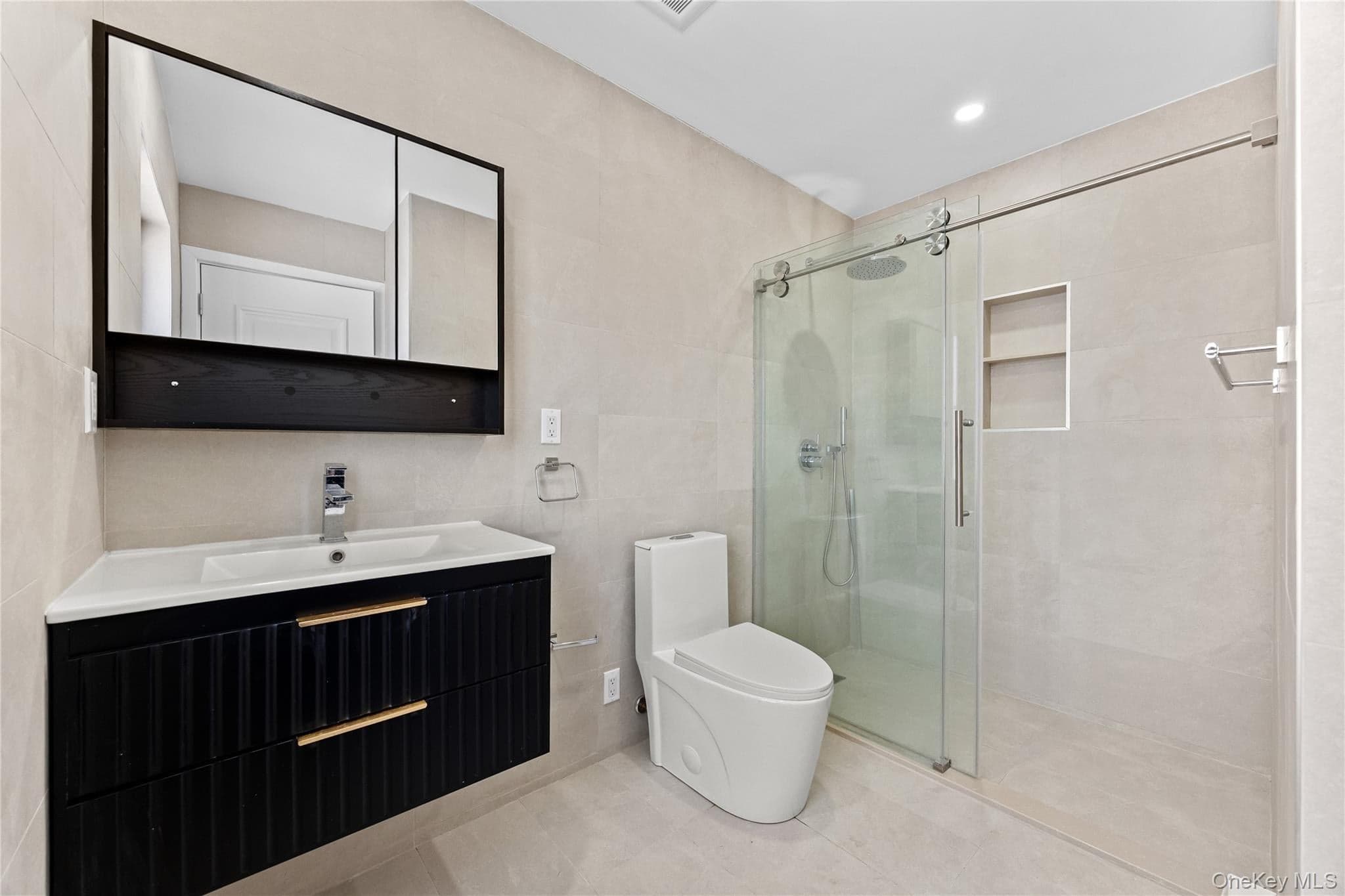 75-31 175th Street thumbnail 19