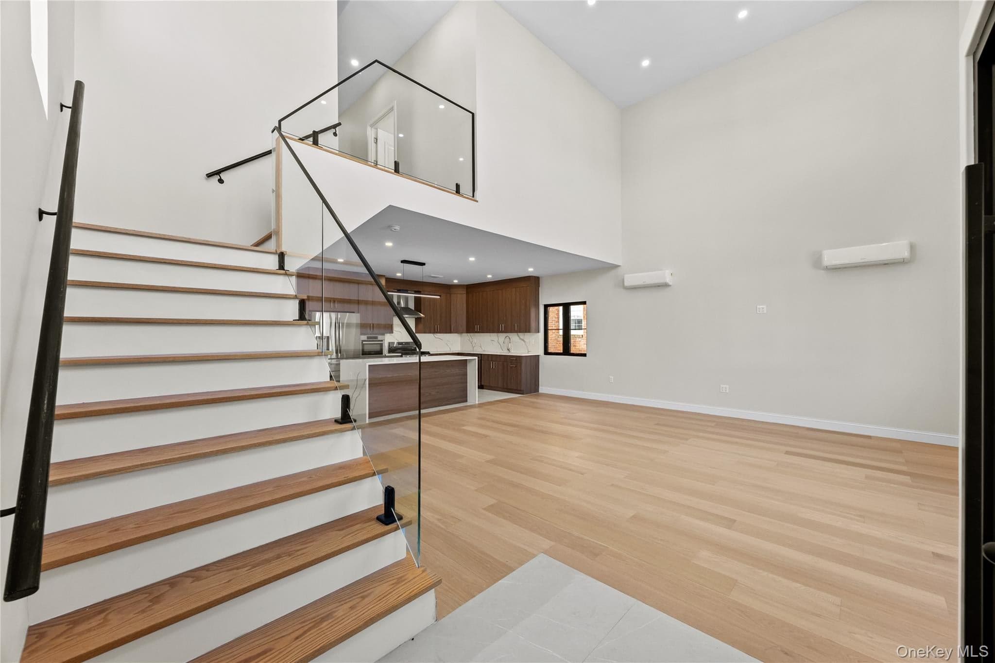 75-31 175th Street thumbnail 6