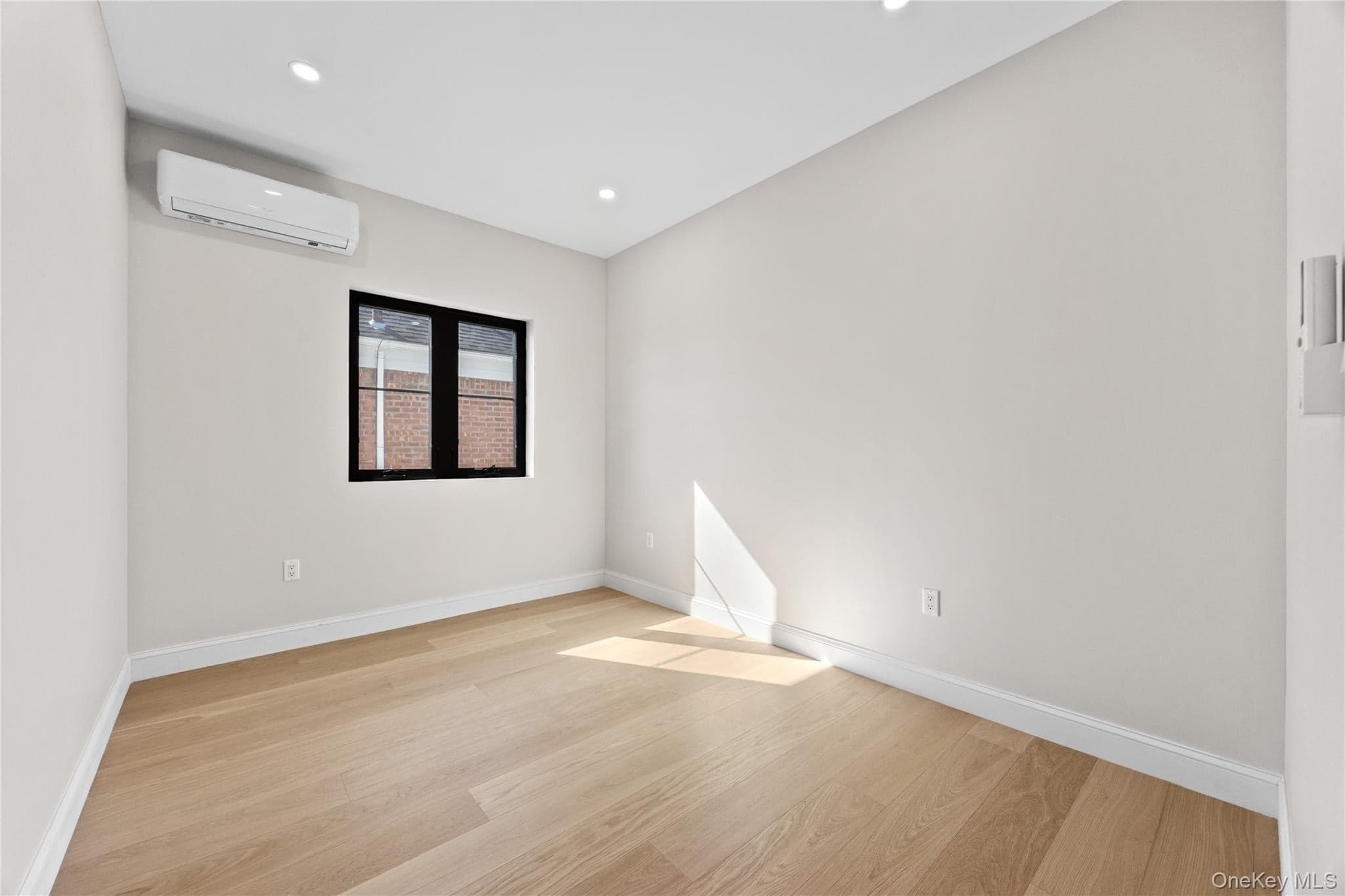 75-31 175th Street thumbnail 24