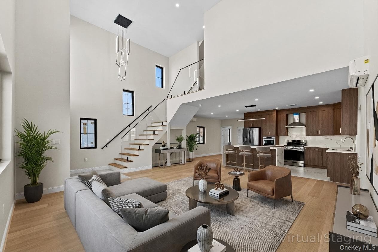75-31 175th Street thumbnail 3