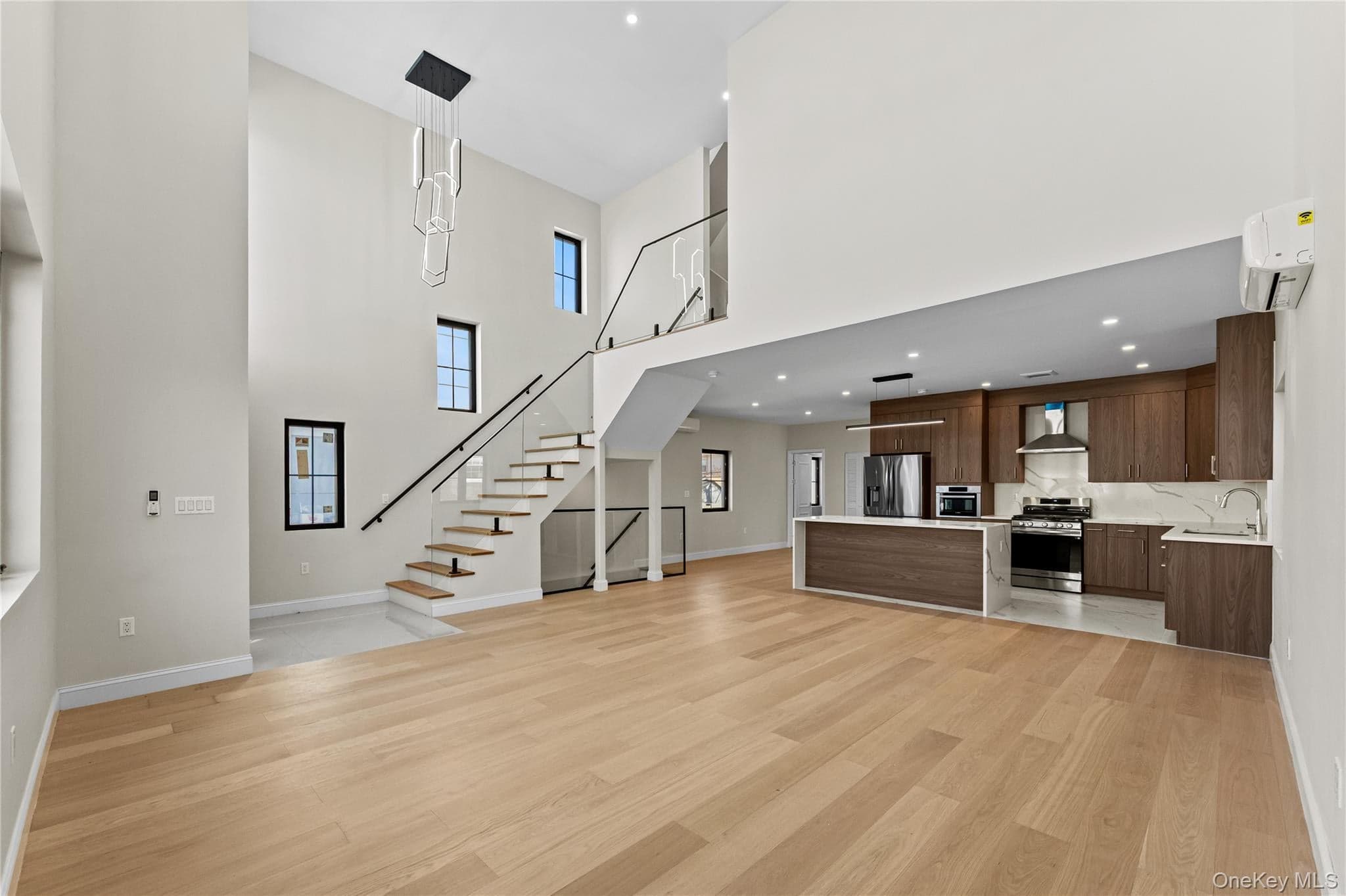 75-31 175th Street thumbnail 7