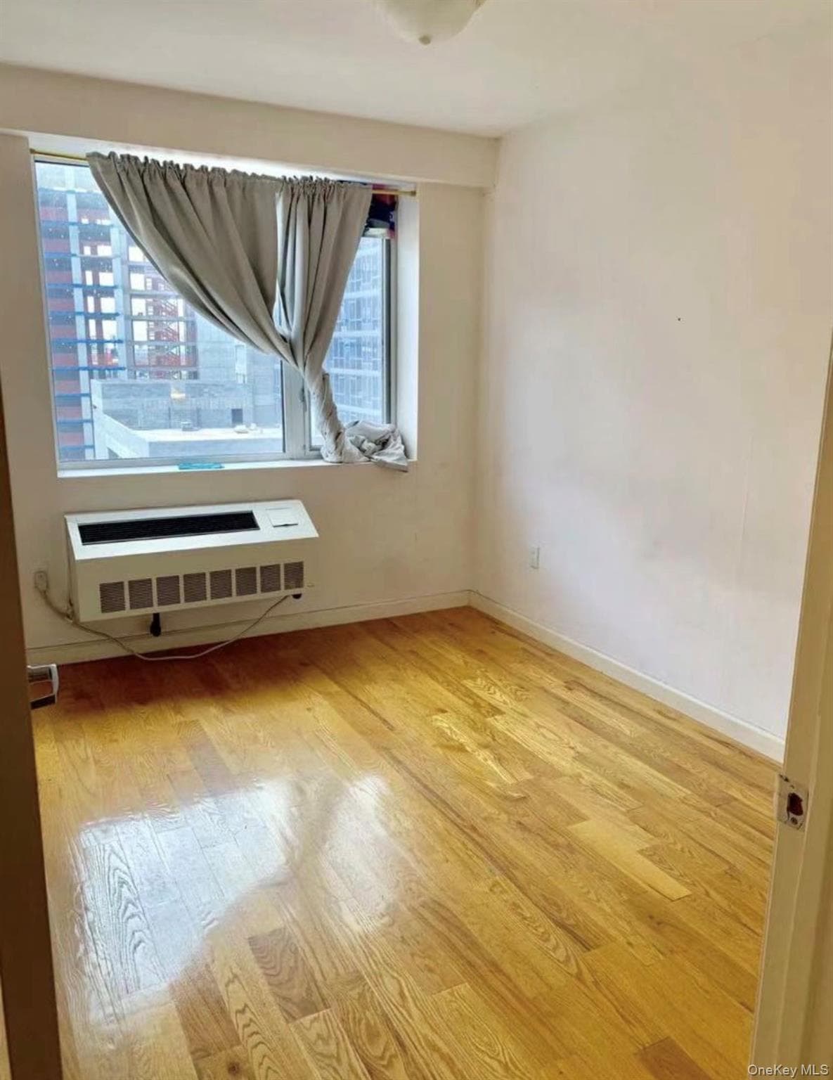 37-20 Prince Street Unit: 11A thumbnail 8