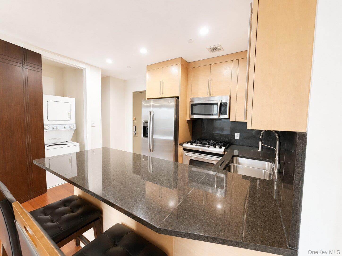 31-32 Union Street Unit: 4C thumbnail 2