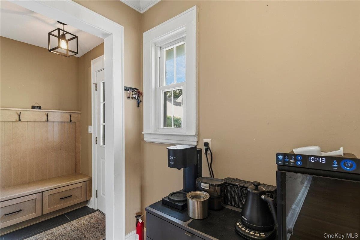232 Clinton Avenue thumbnail 16