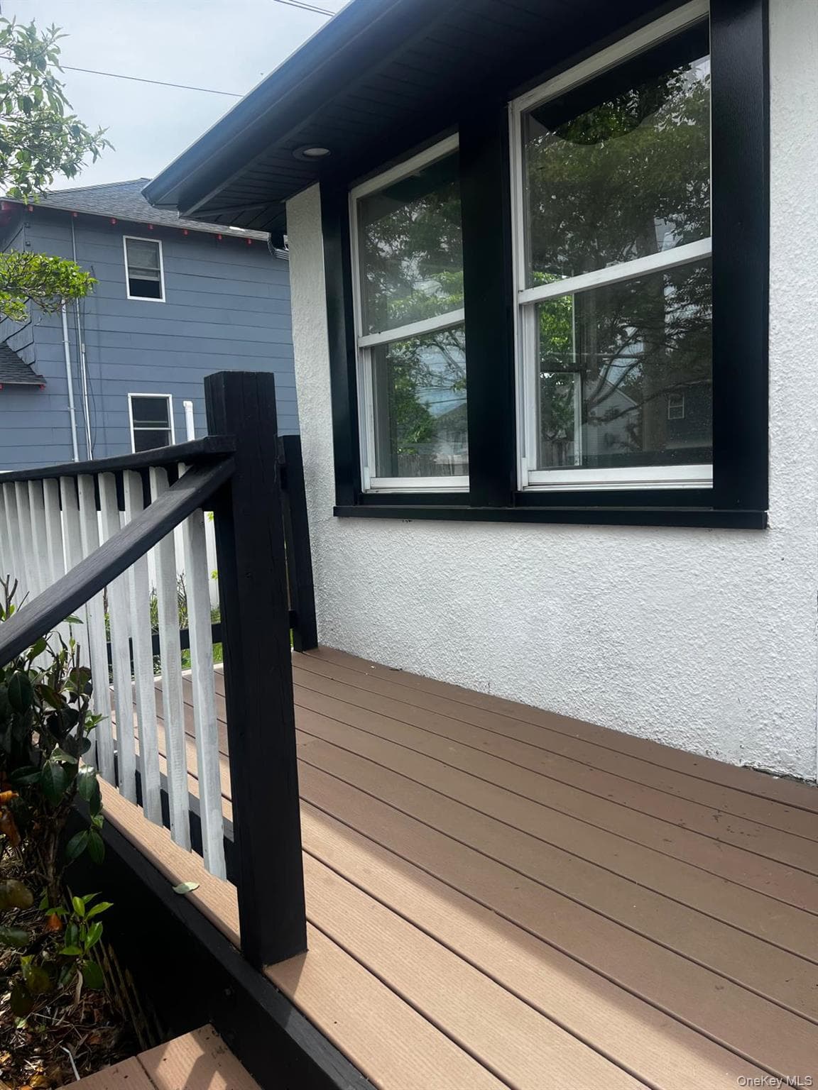 146 Penataquit Avenue thumbnail 9