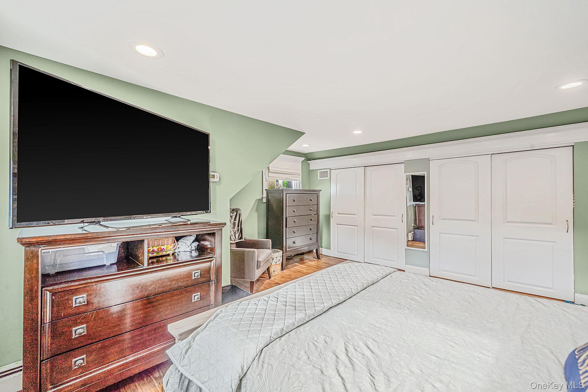 517 Waverly Avenue thumbnail 21