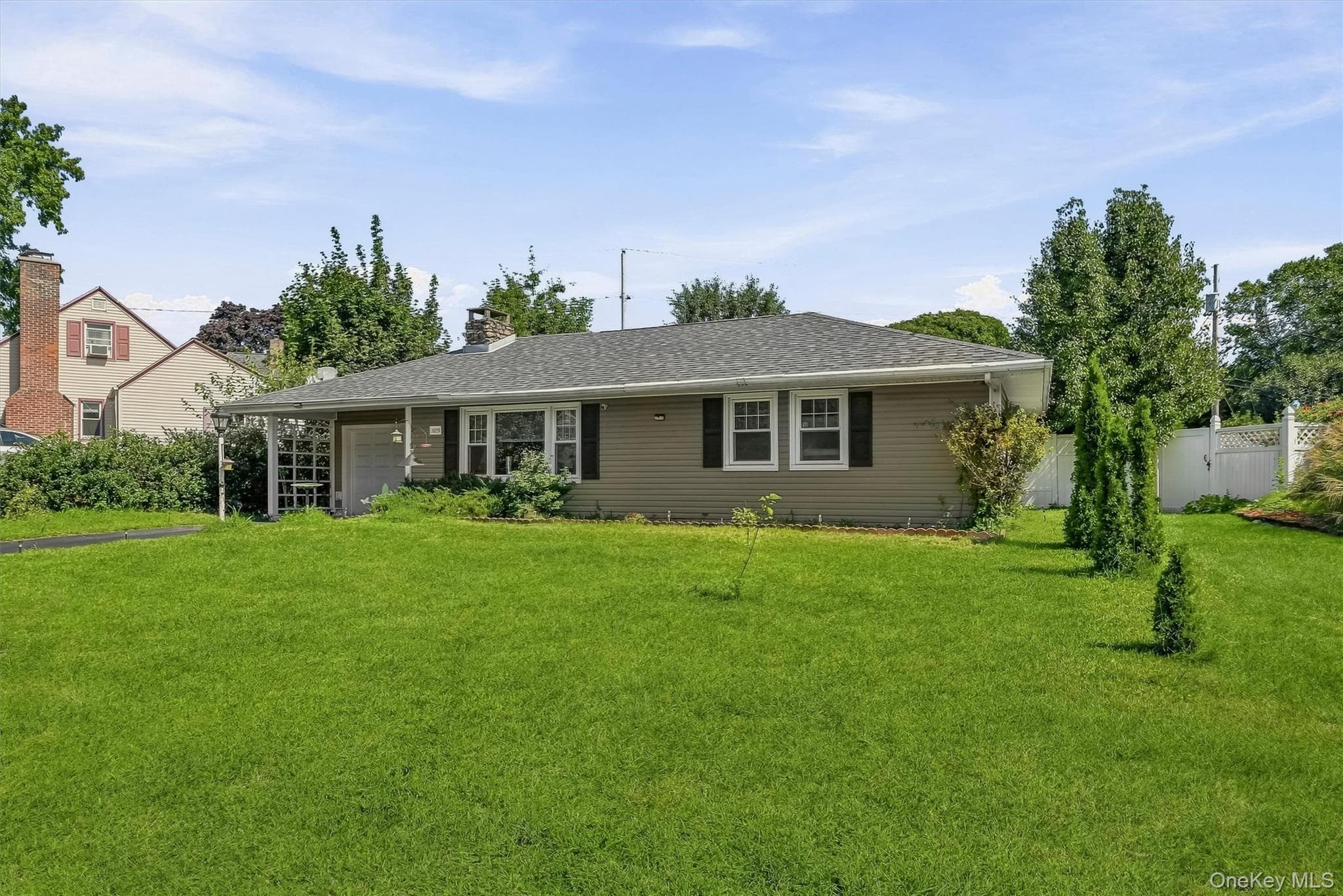 105 Pine Drive thumbnail 3