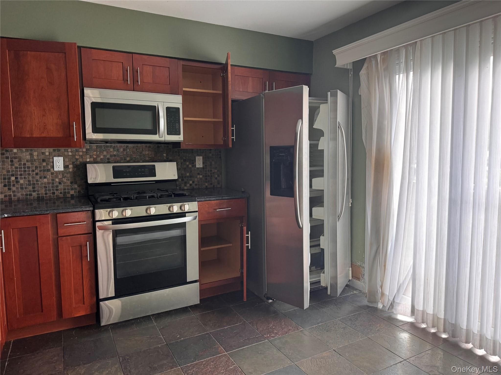 27 Heritage Drive Unit: A thumbnail 6