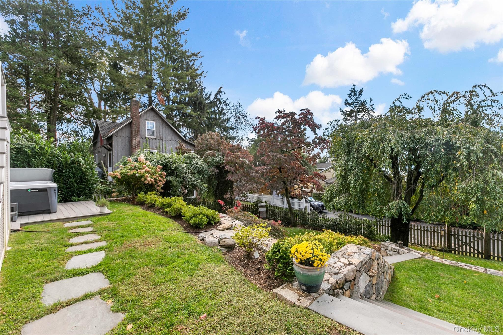 8 Hamilton Avenue thumbnail 28