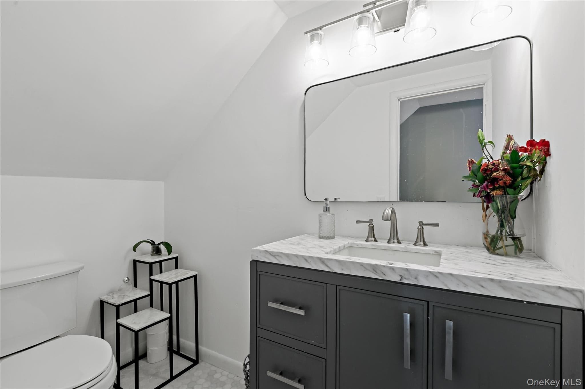 8 Hamilton Avenue thumbnail 26