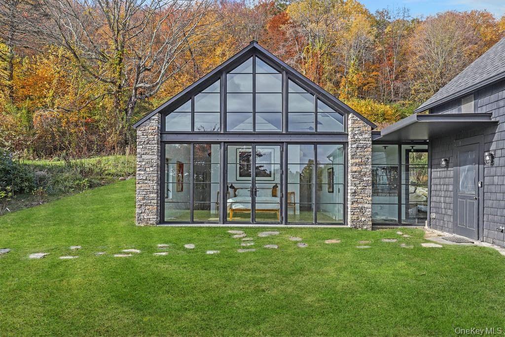 56 Northrup Road thumbnail 8
