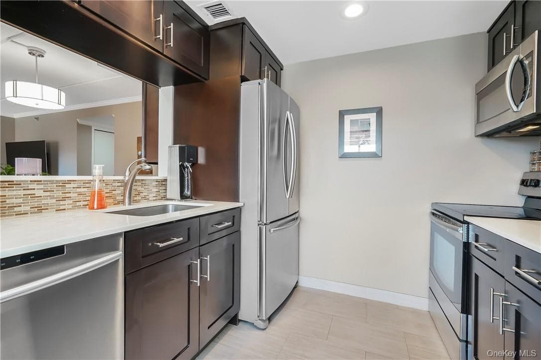 123 Mamaroneck Avenue Unit: 215 thumbnail 5
