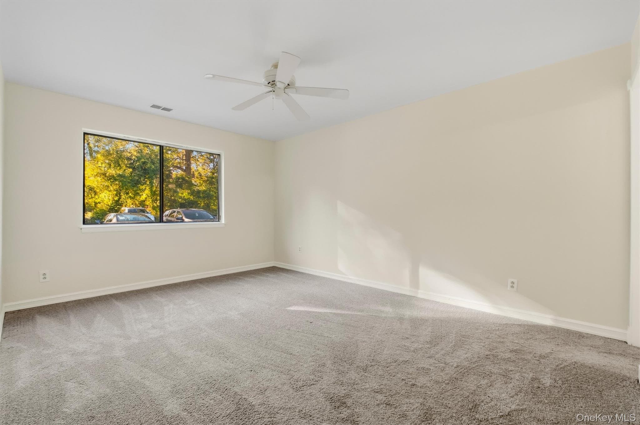 401 Cherry Hill Drive thumbnail 17