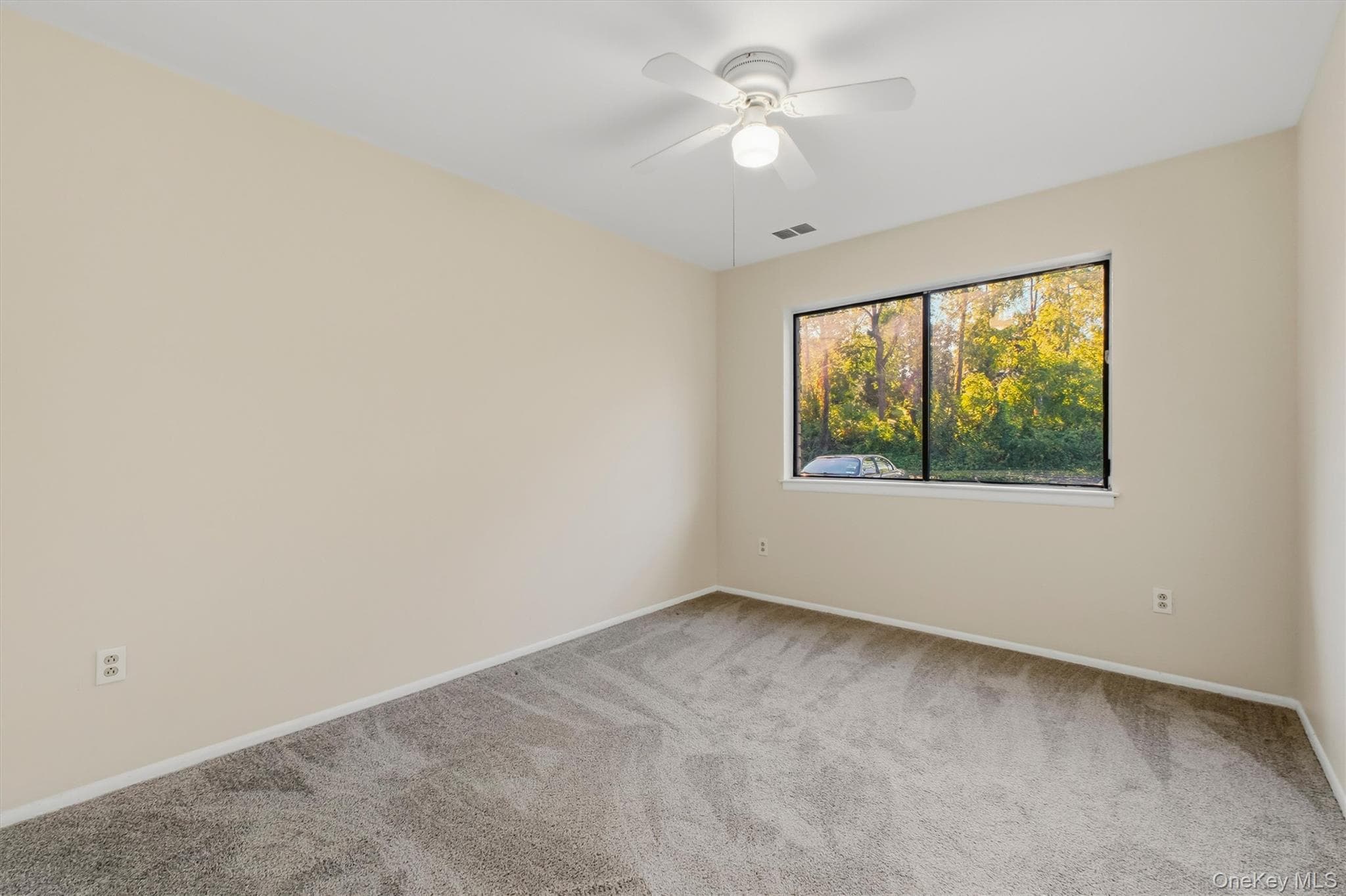 401 Cherry Hill Drive thumbnail 19