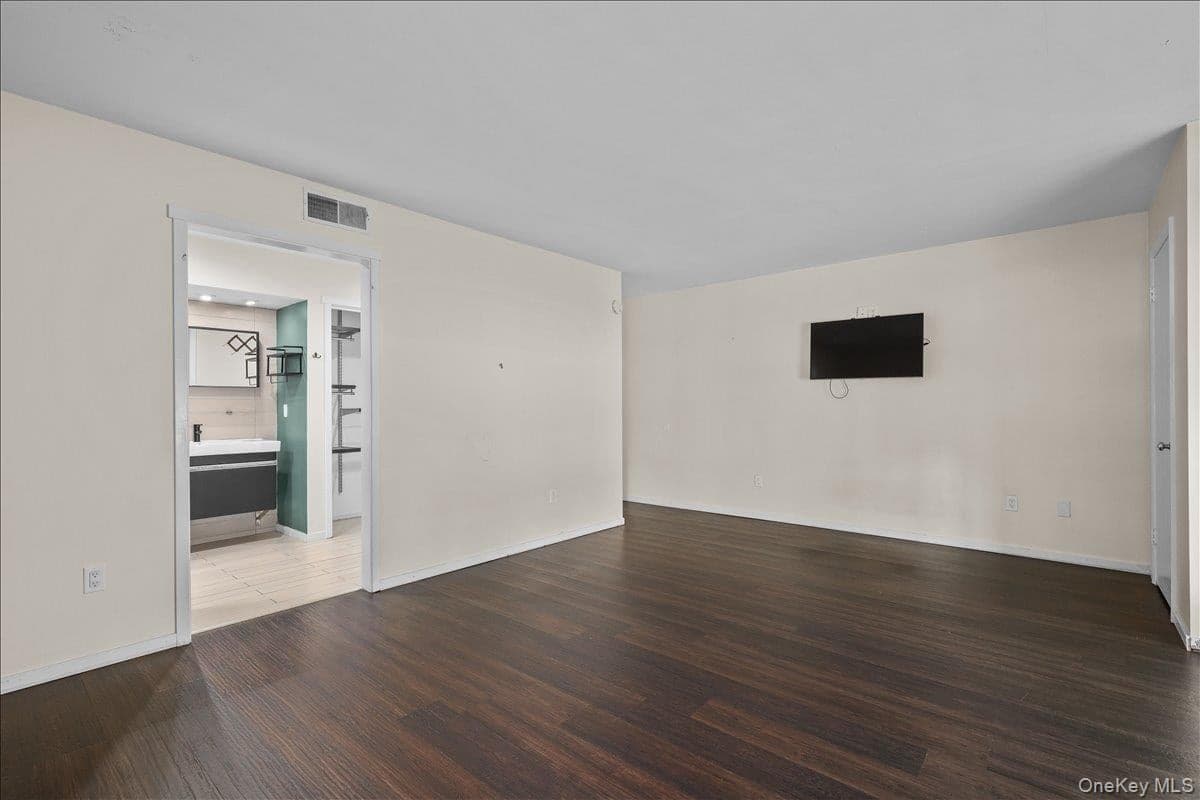 156 Heritage Hills Unit: A thumbnail 15