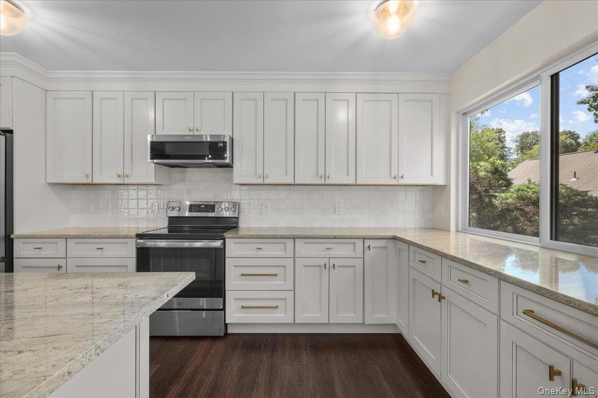 156 Heritage Hills Unit: A thumbnail 2