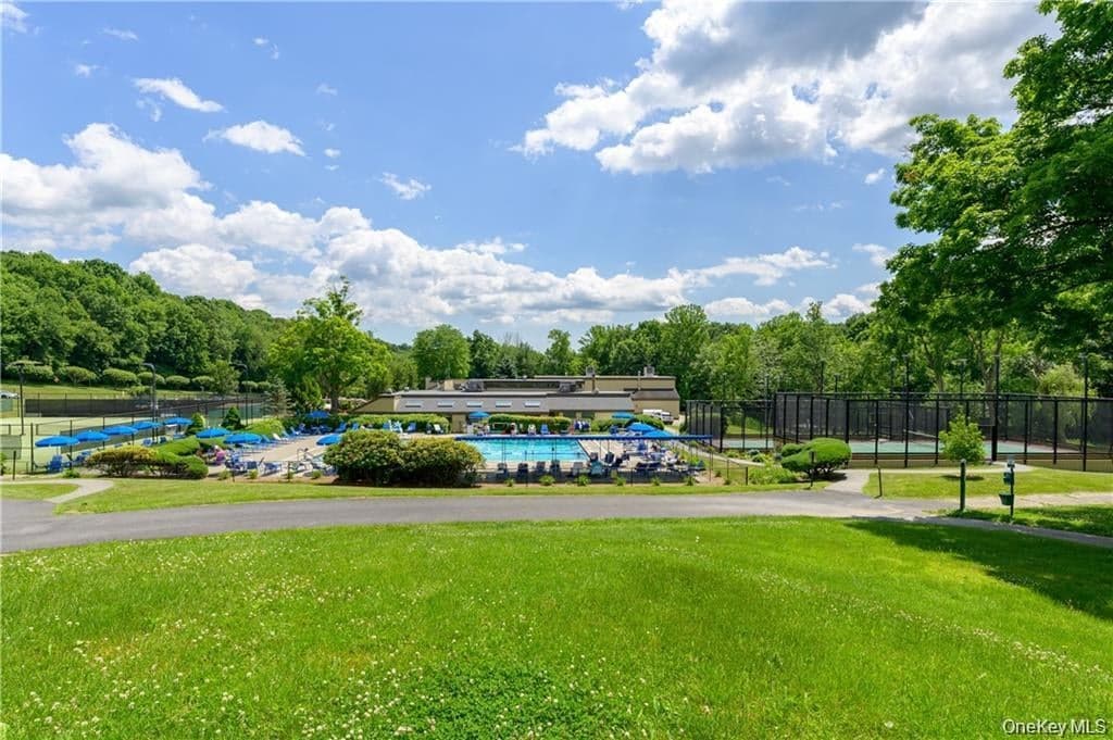 156 Heritage Hills Unit: A thumbnail 23