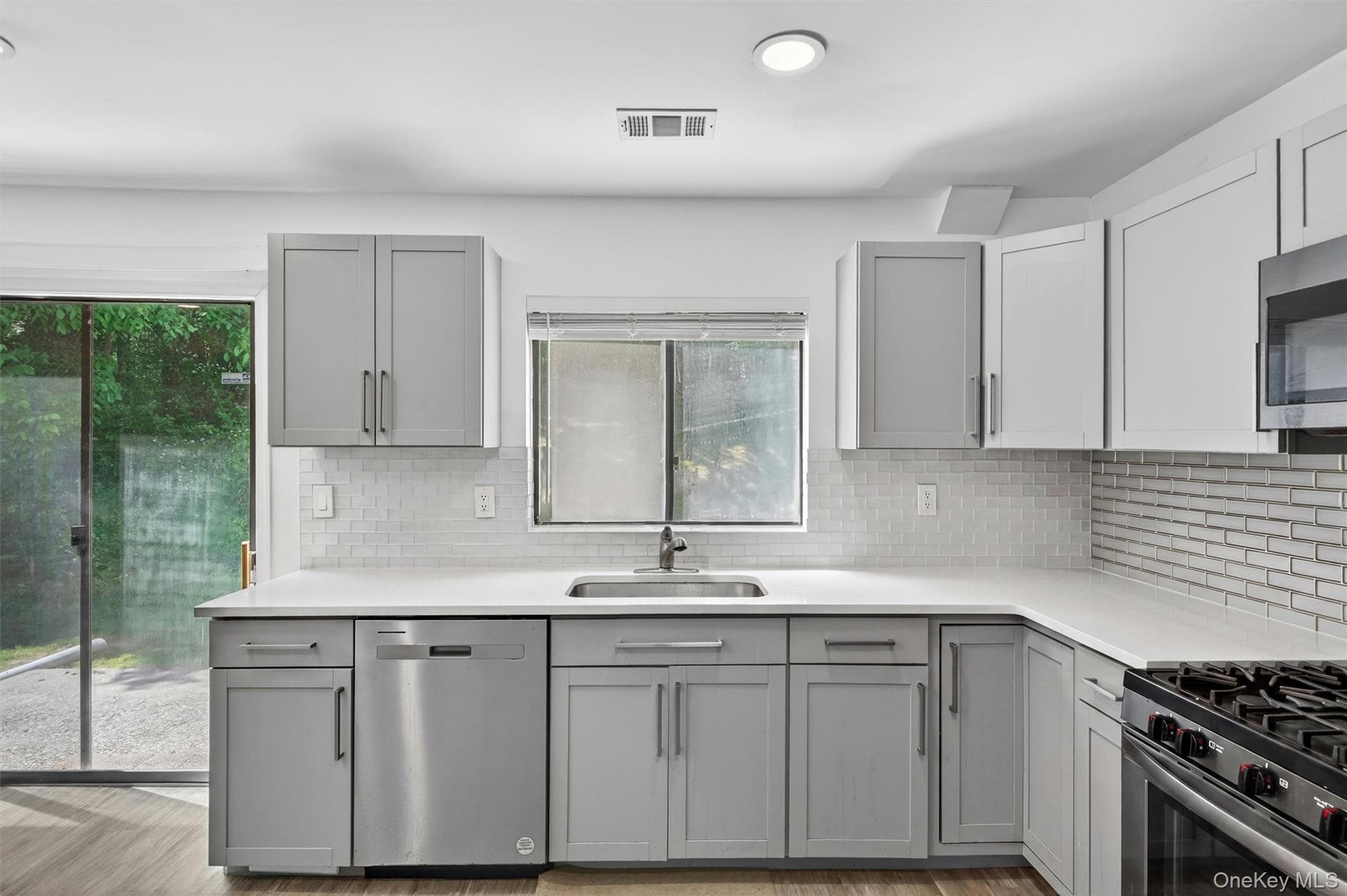202 Concord Lane thumbnail 15