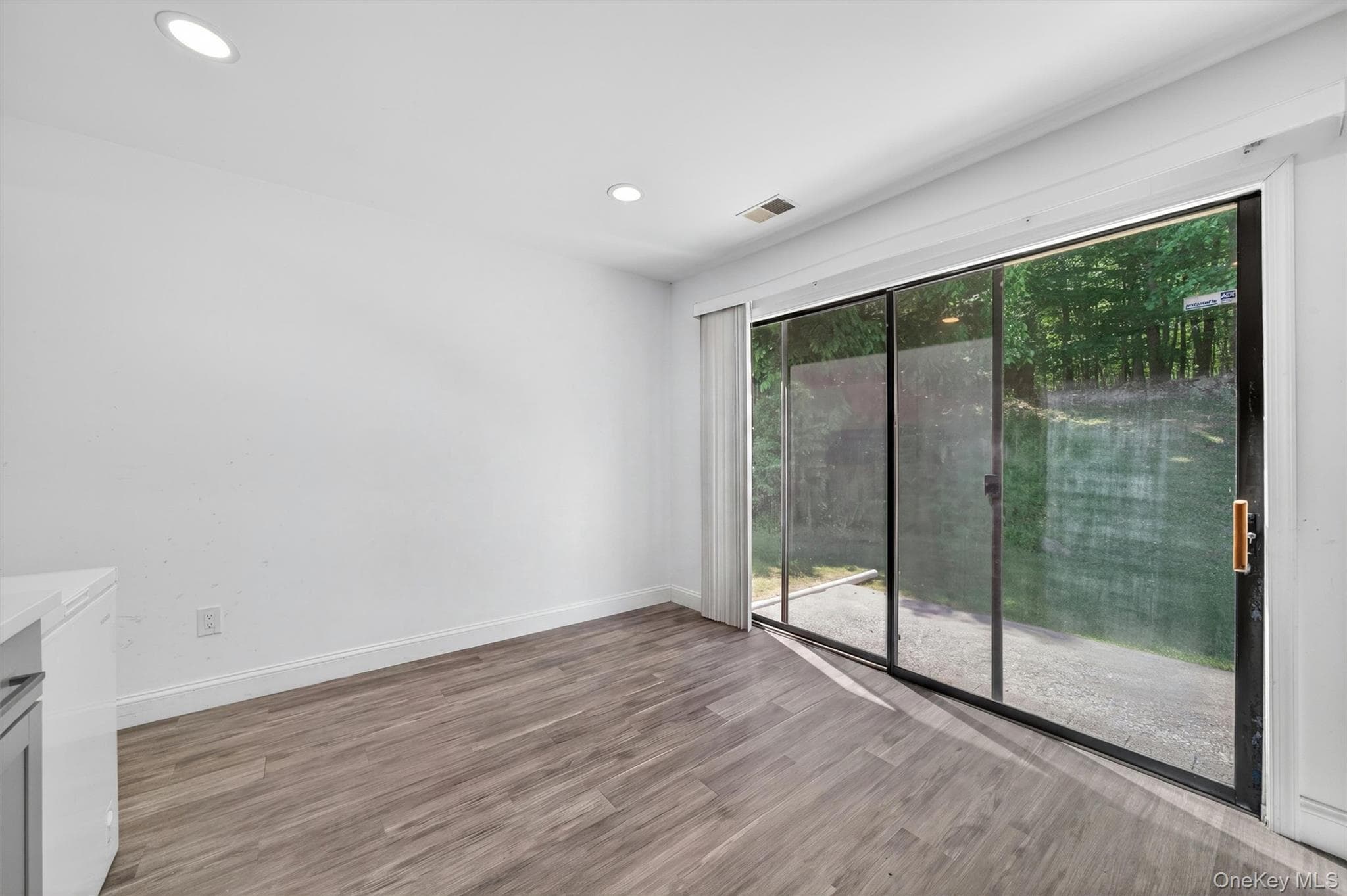 202 Concord Lane thumbnail 18