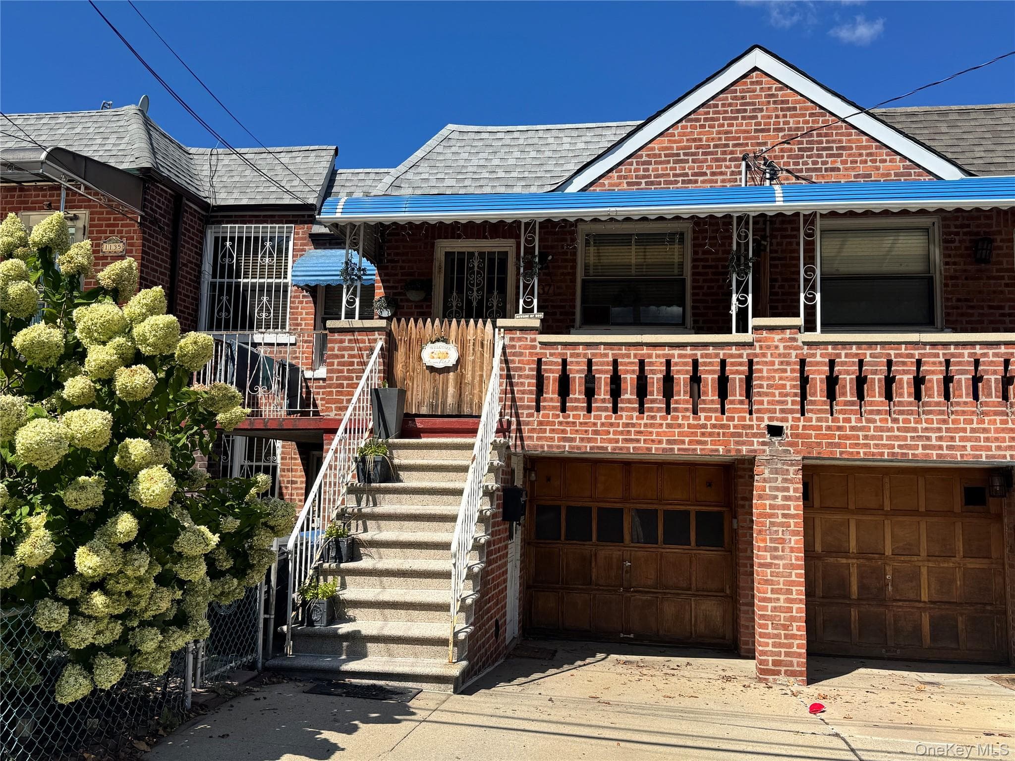 1137 Van Nest Avenue thumbnail 2
