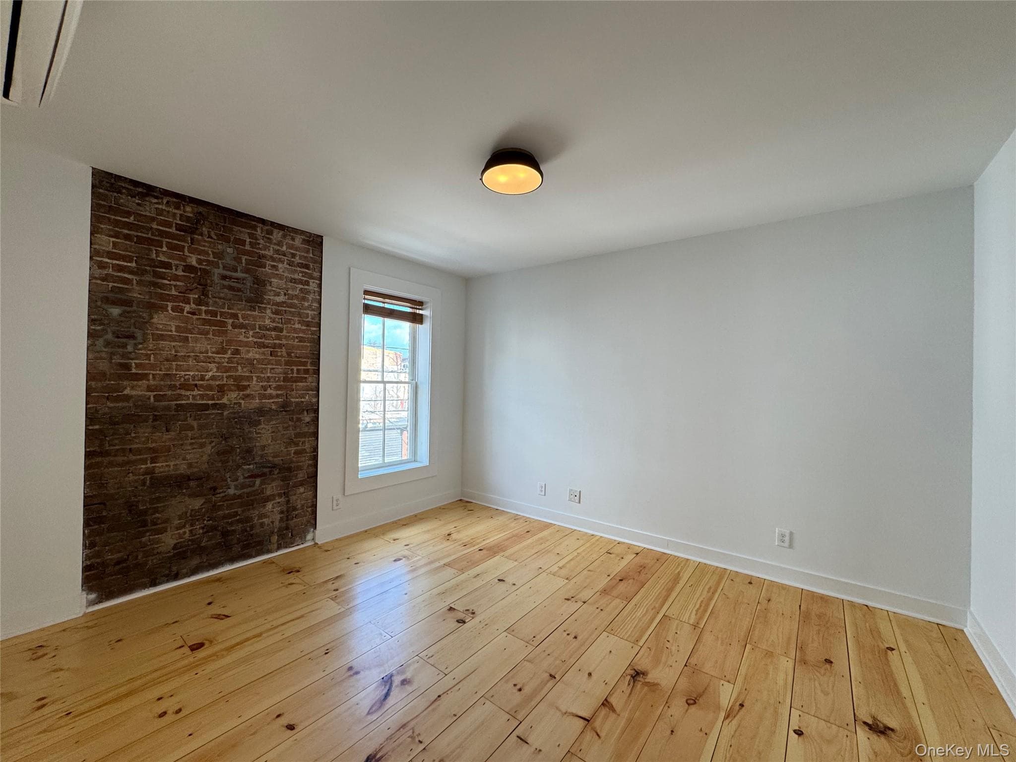 47 Lander Street thumbnail 12